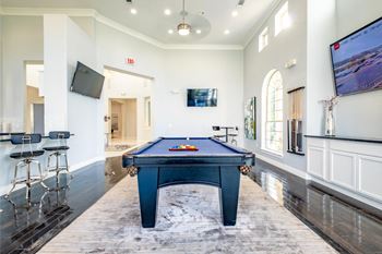 Resident game room & billiards